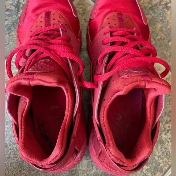 Nike Huarache- Red, Women’s Size 9.5 - Picture 5 of 8